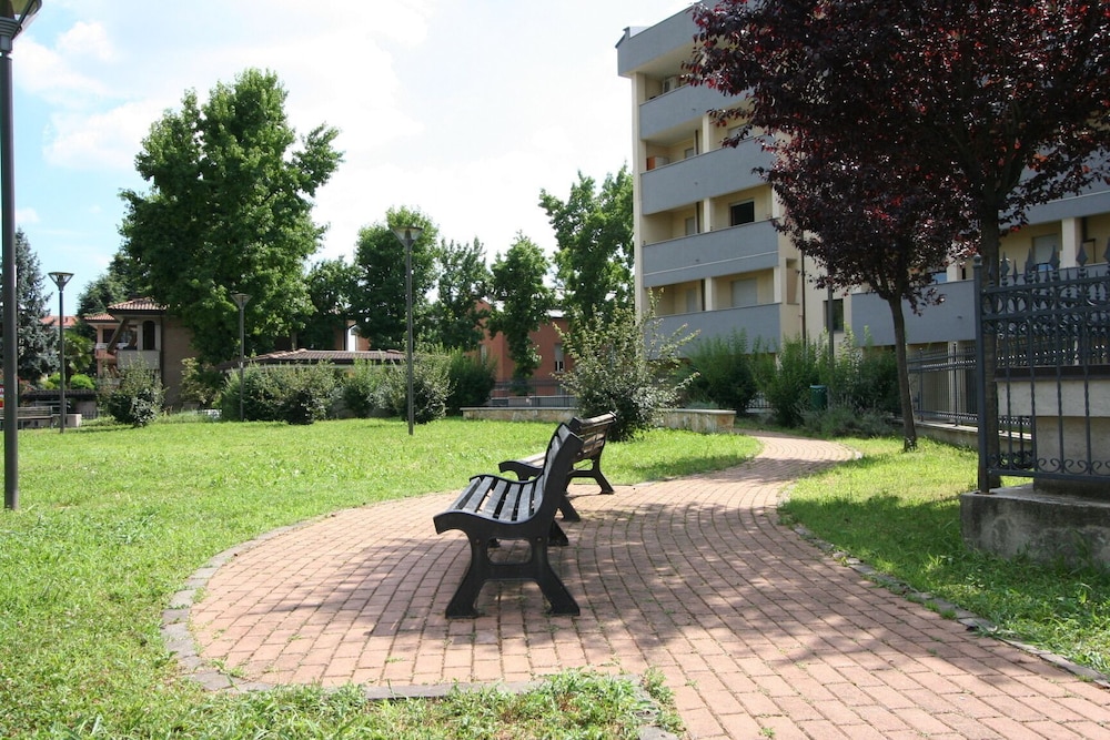 HQ Aparthotel Milano Inn - Smart Suites 24/52