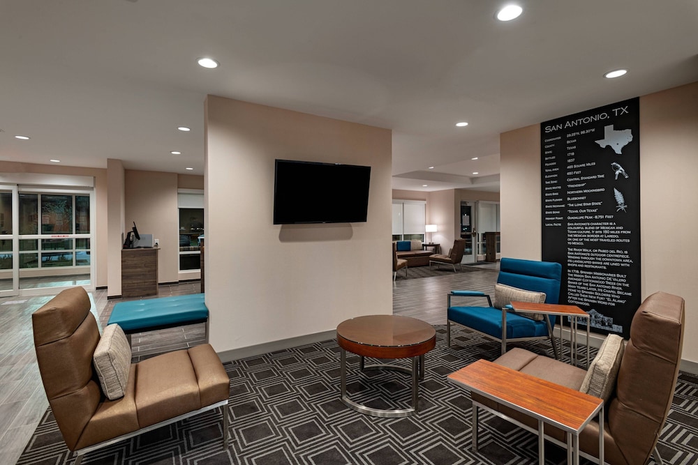 TownePlace Suites by Marriott San Antonio Northwest at The RIM 25/38