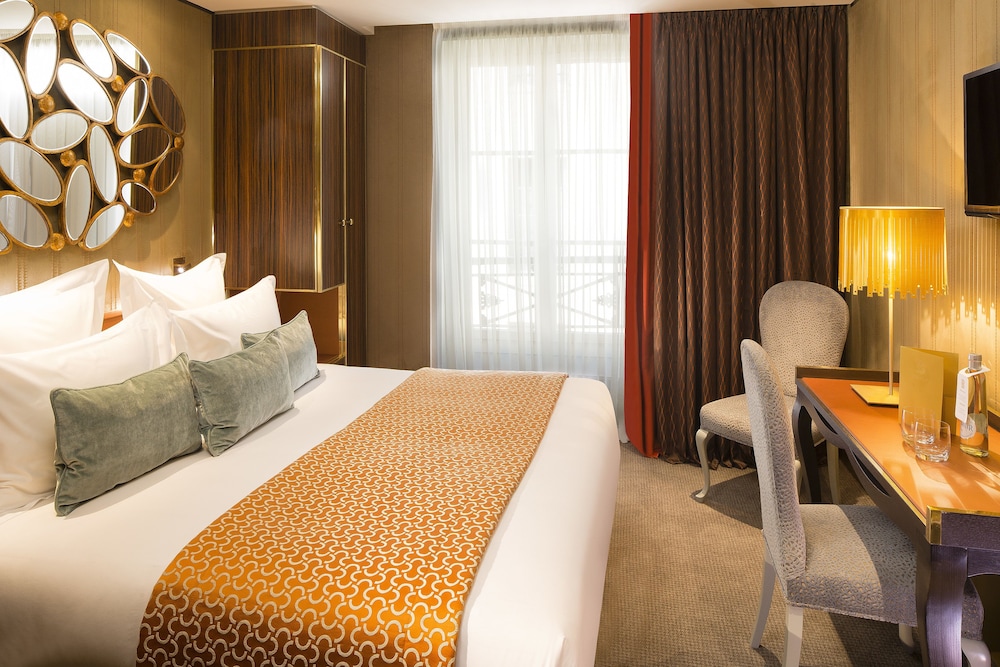 HOTEL BAUME 11/75
