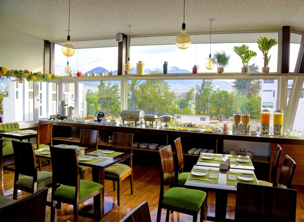 Mint Hotel 36/46