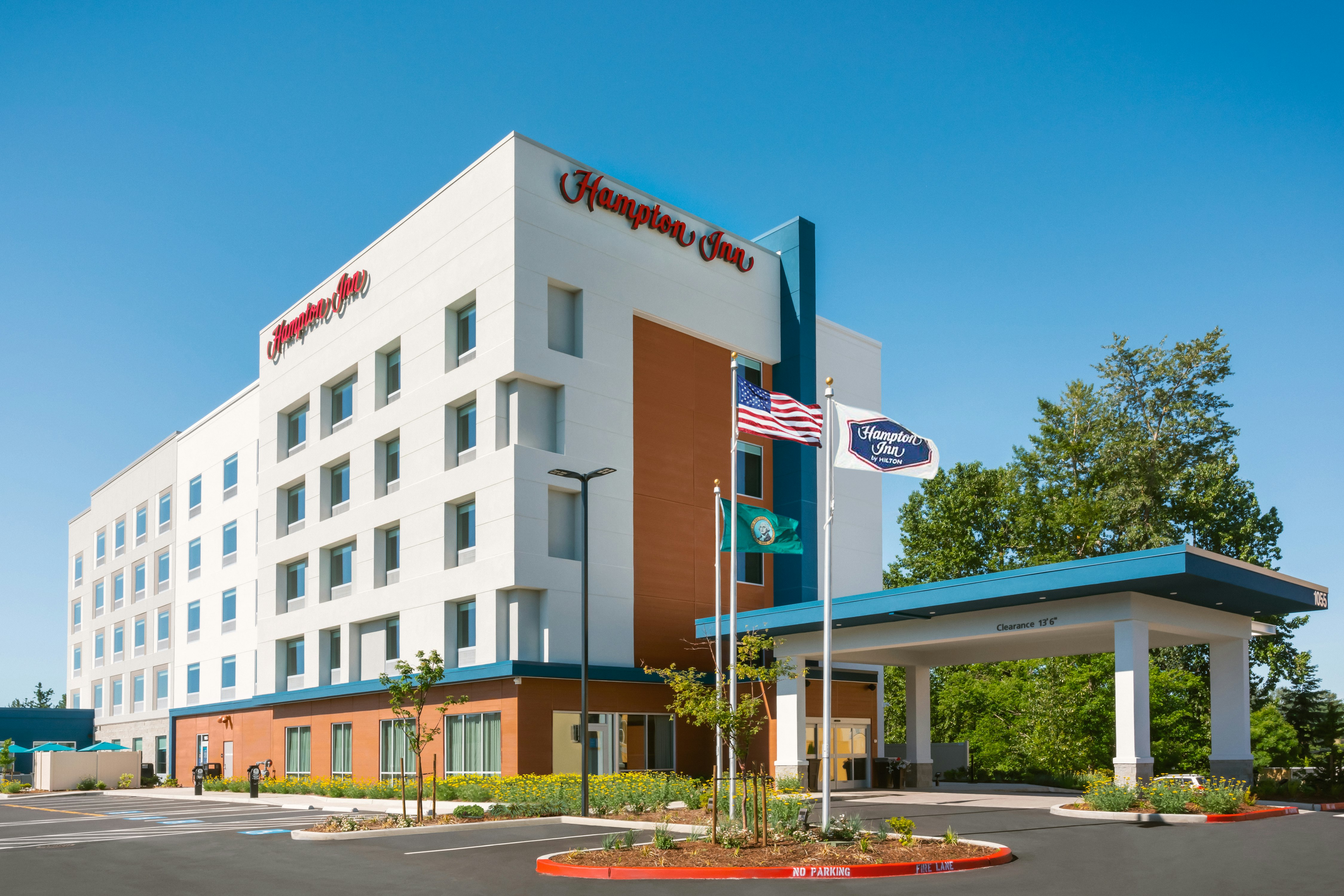 HAMPTON INN SUITES BELLINGHAM AIRPORT