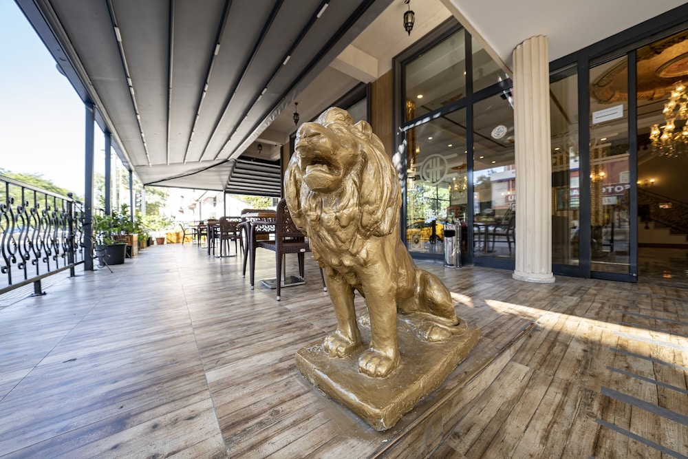 Grand Hamit Hotel 46/50