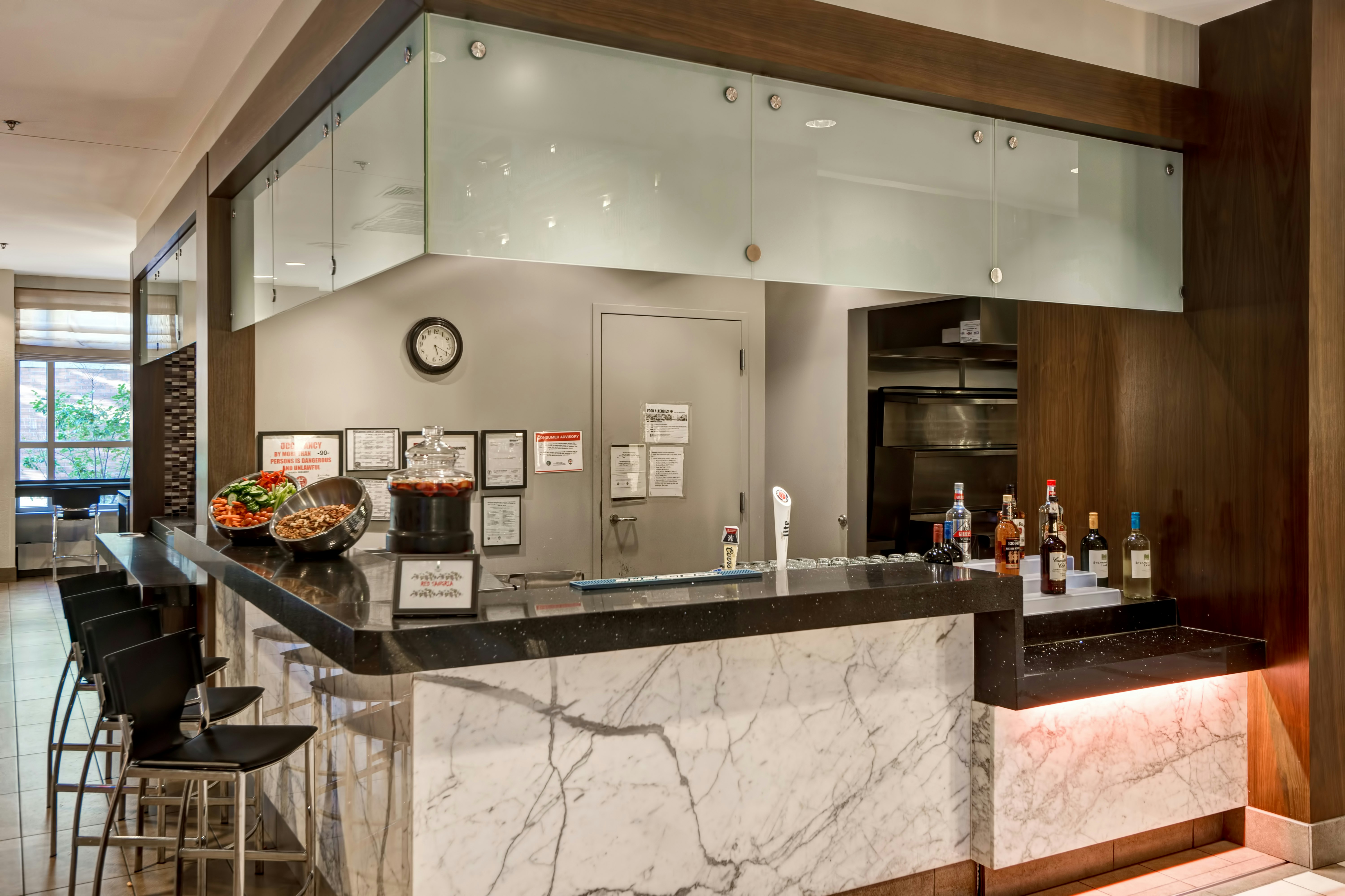 Embassy Suites by Hilton Chicago Downtown River North 14/78