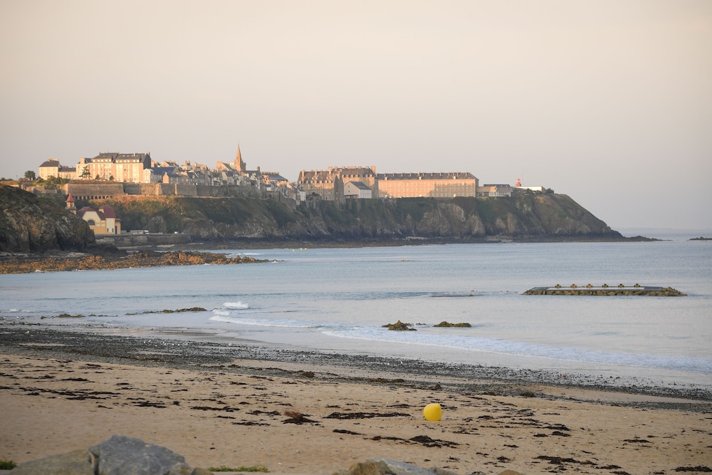 Previthal Hotel de la Baie Thalasso & Spa Marin 64/66
