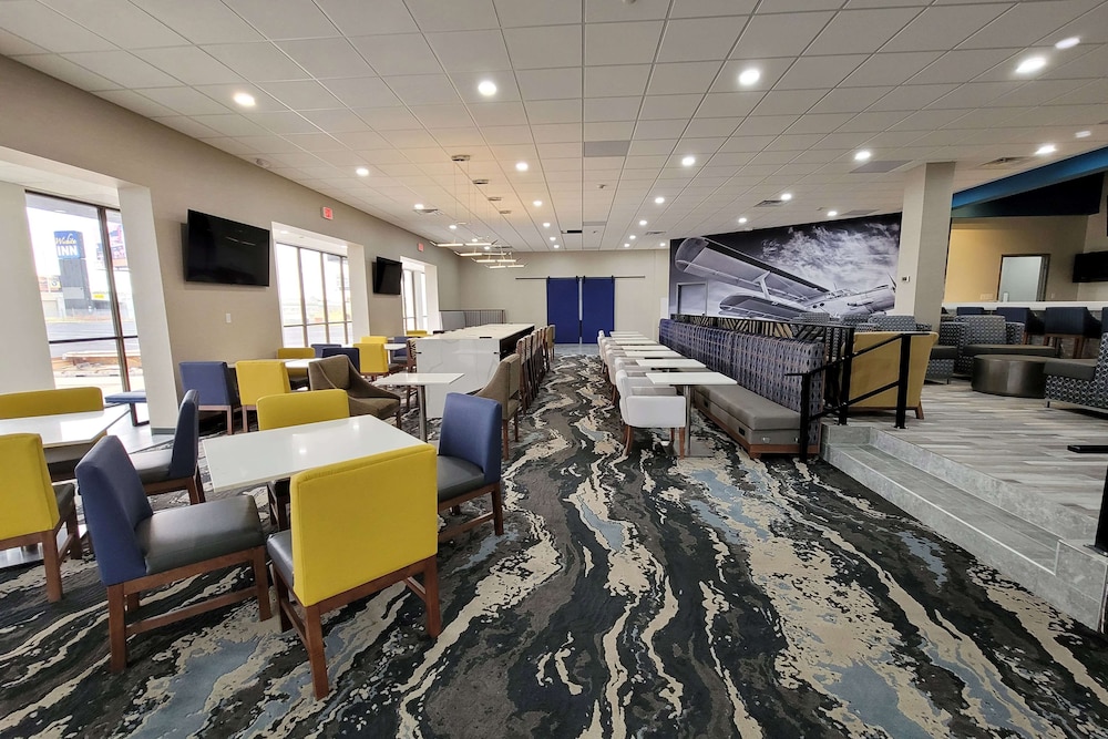 Wingate by Wyndham Wichita Airport 34/49