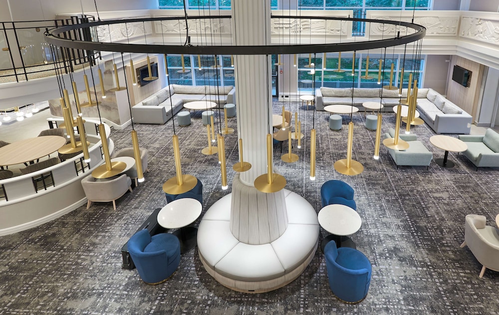 Hilton London Croydon 48/65