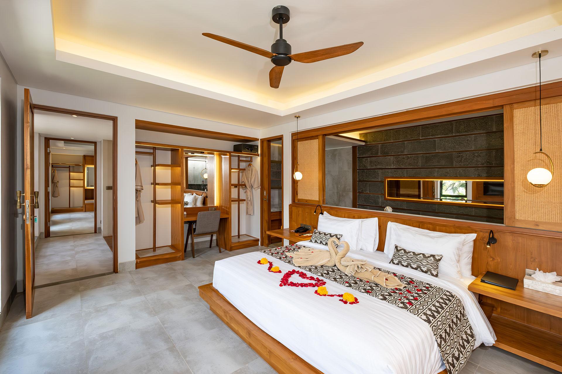 2 BEDROOMS, POOL, VILLA