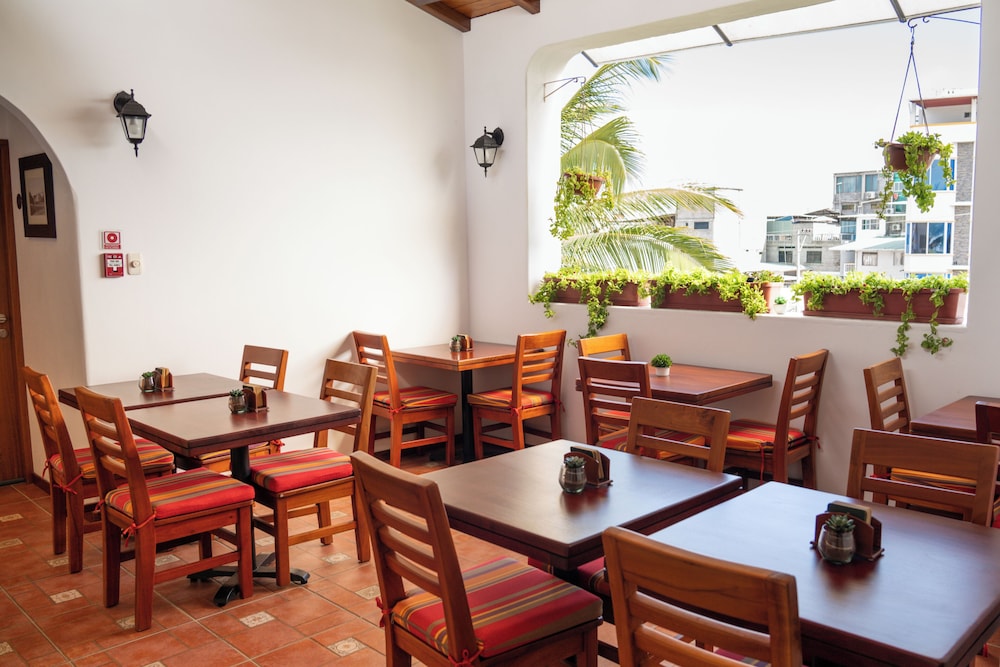 Cucuve Suites 58/67