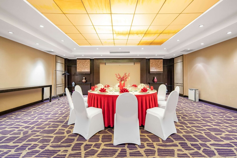 Ramada Plaza by Wyndham Pudong 38/46