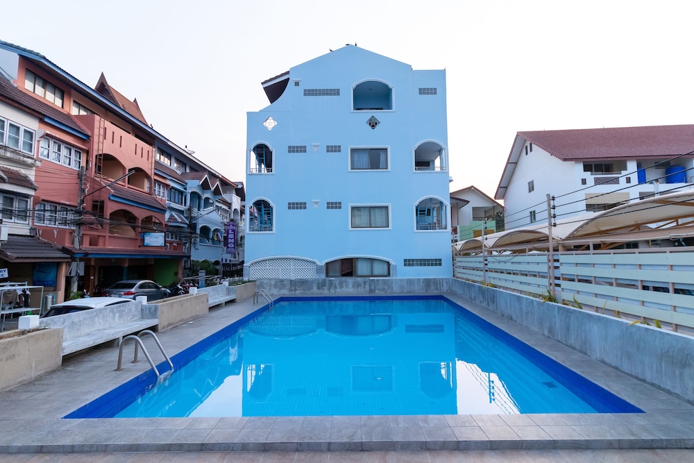Thipurai Beach Hotel 44/50