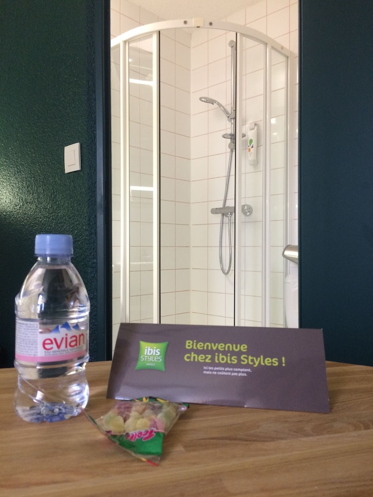Ibis Styles Rouen Val-de-Reuil 44/78
