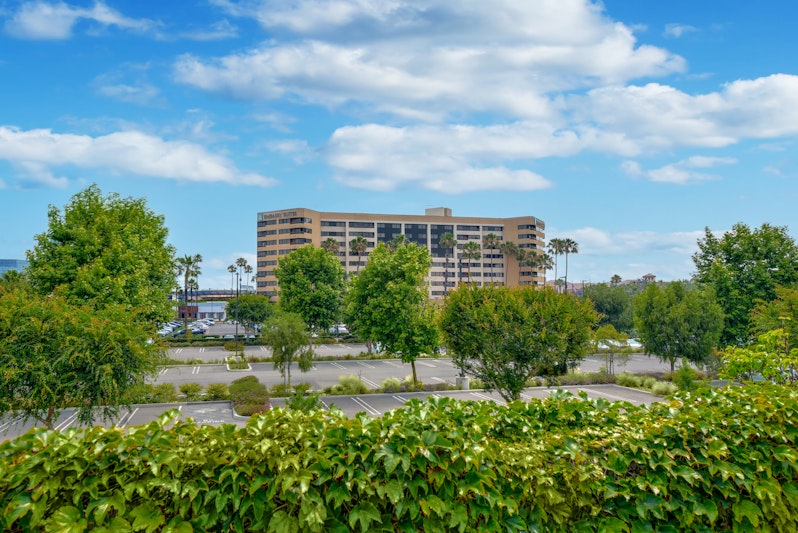 Embassy Suites by Hilton Anaheim Orange 56/61