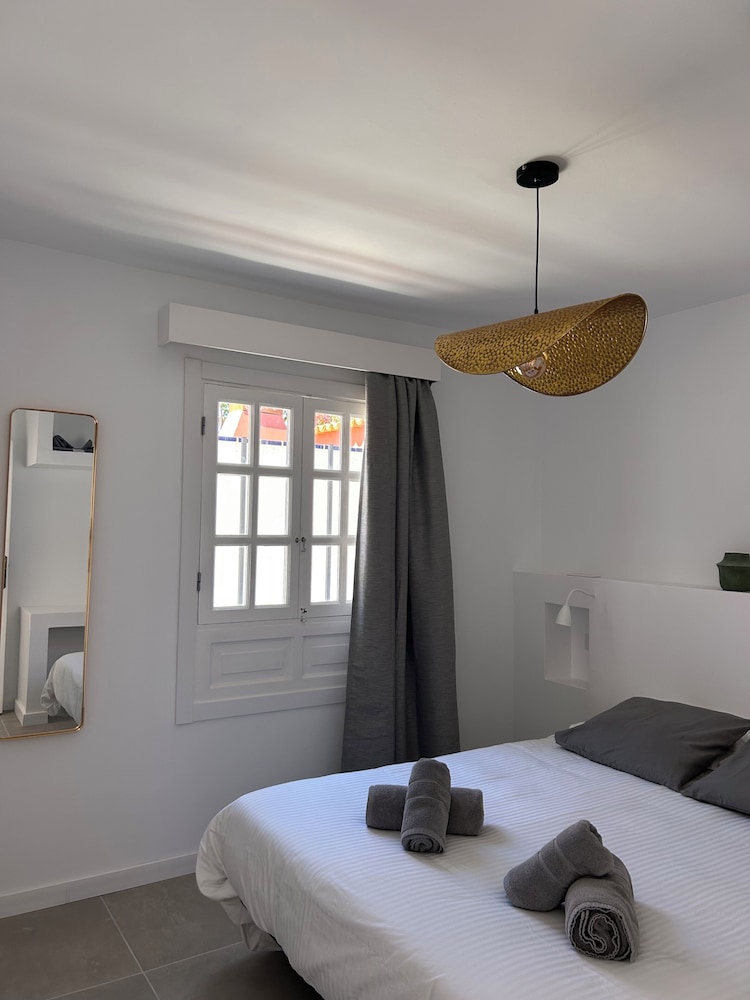 Type B, Apartment, 1 Queen and 1 Double Bed
