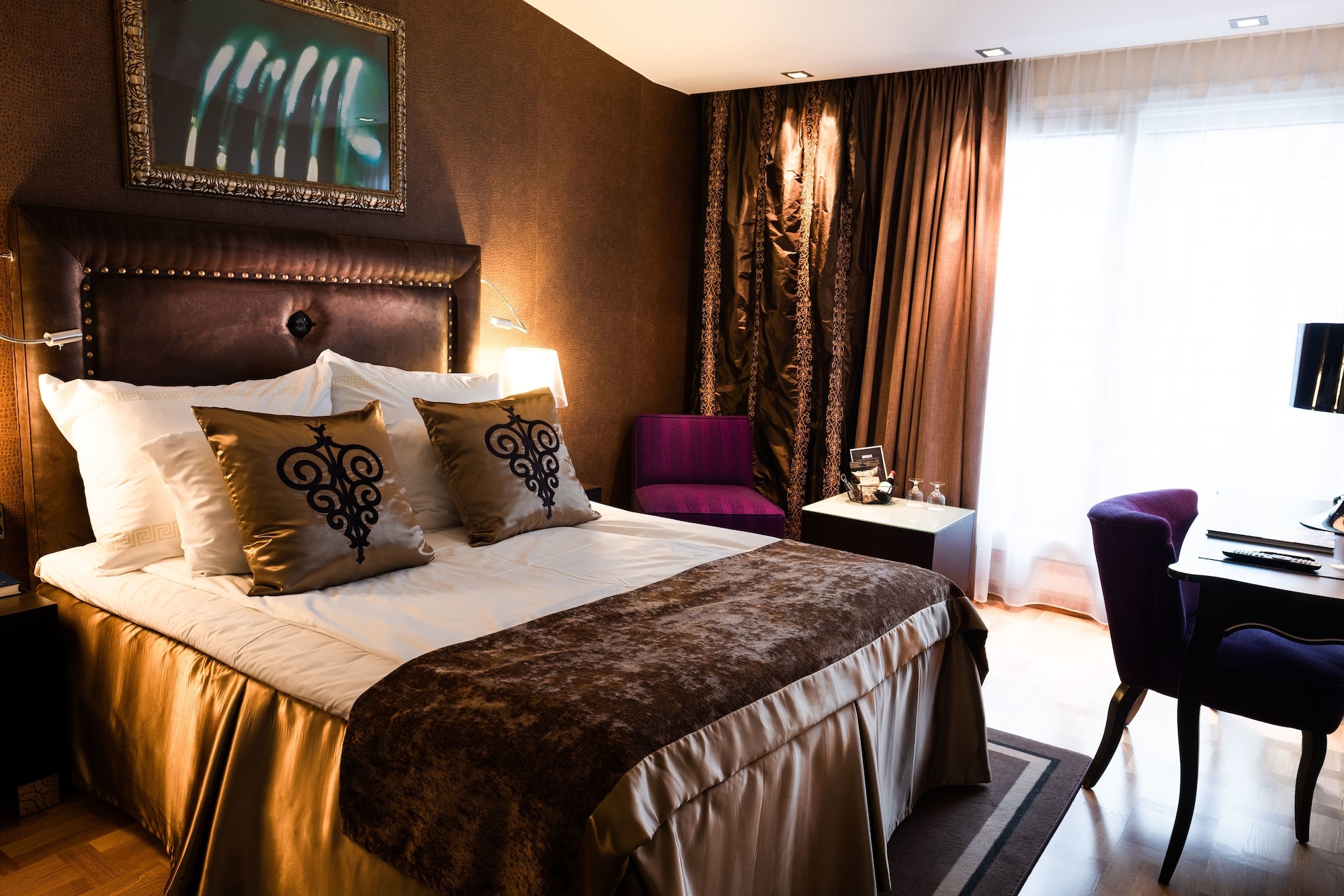 SUPERIOR, DOUBLE BED