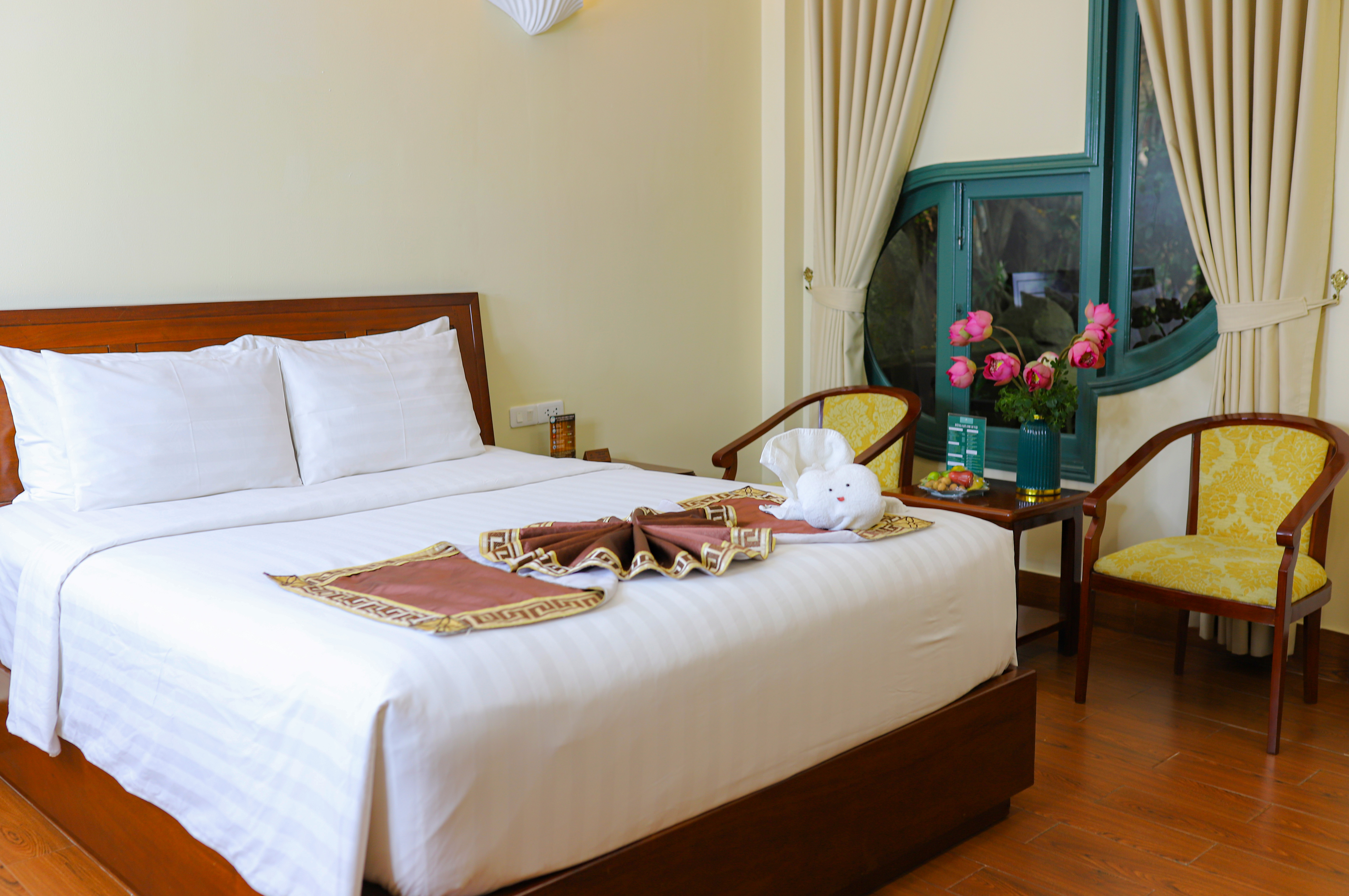 Premier, Deluxe, Double Bed