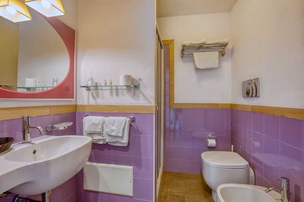 Hotel O Scia 48/50