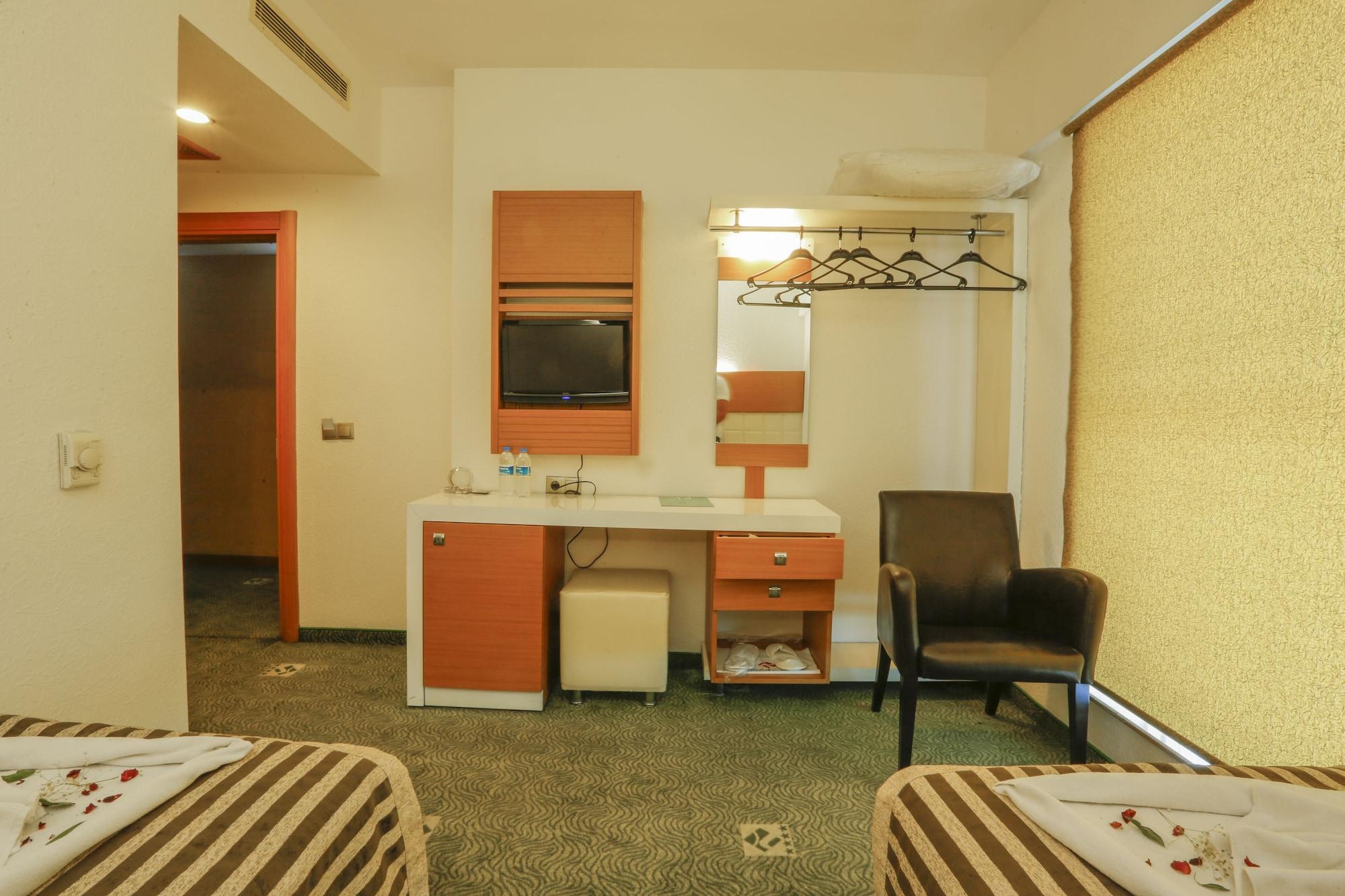 Nuzhet Hotel 20/29