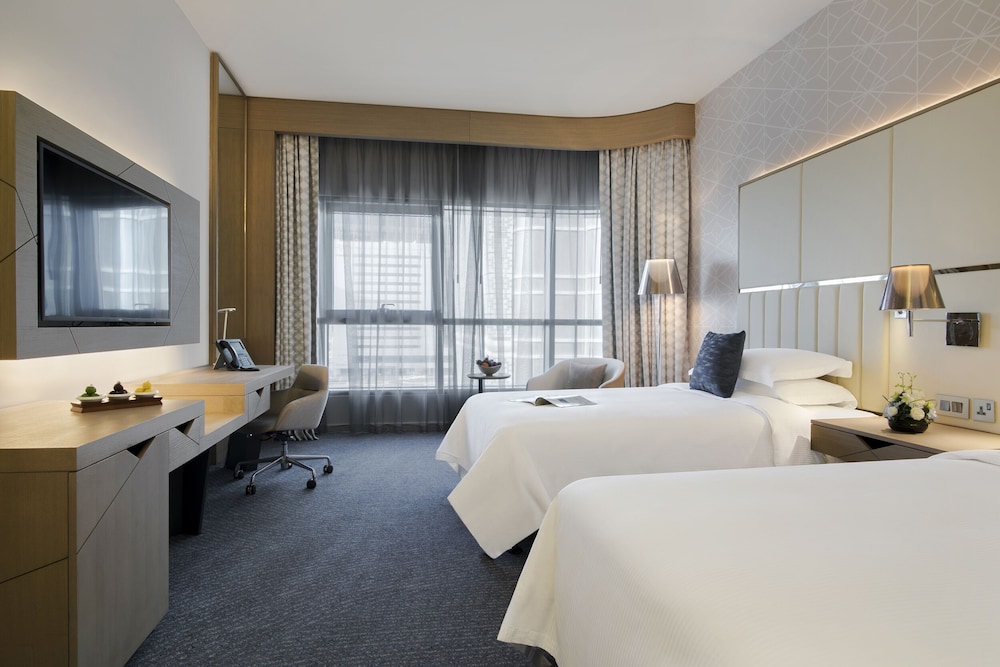 Pearl Rotana Capital Centre 7/20