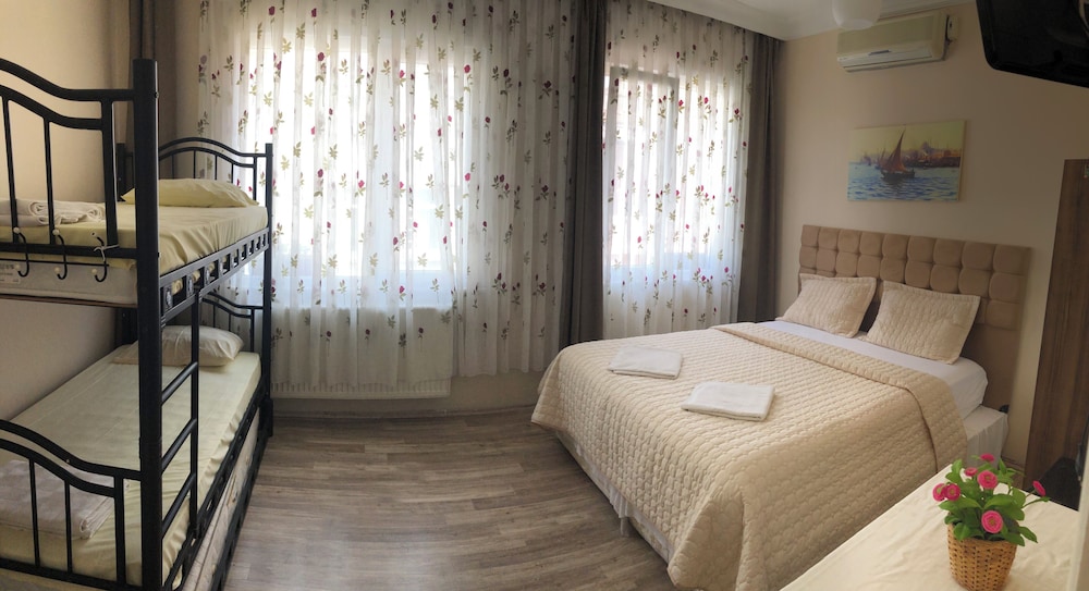 STANDARD, DOUBLE OR TWIN BED