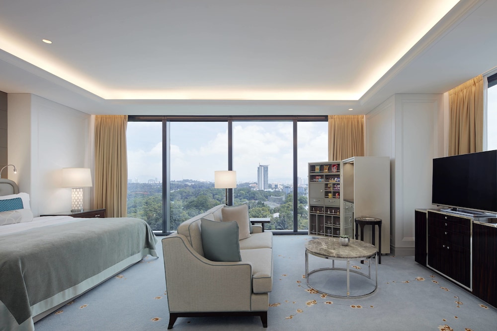 THE ST. REGIS KUALA LUMPUR 34/72