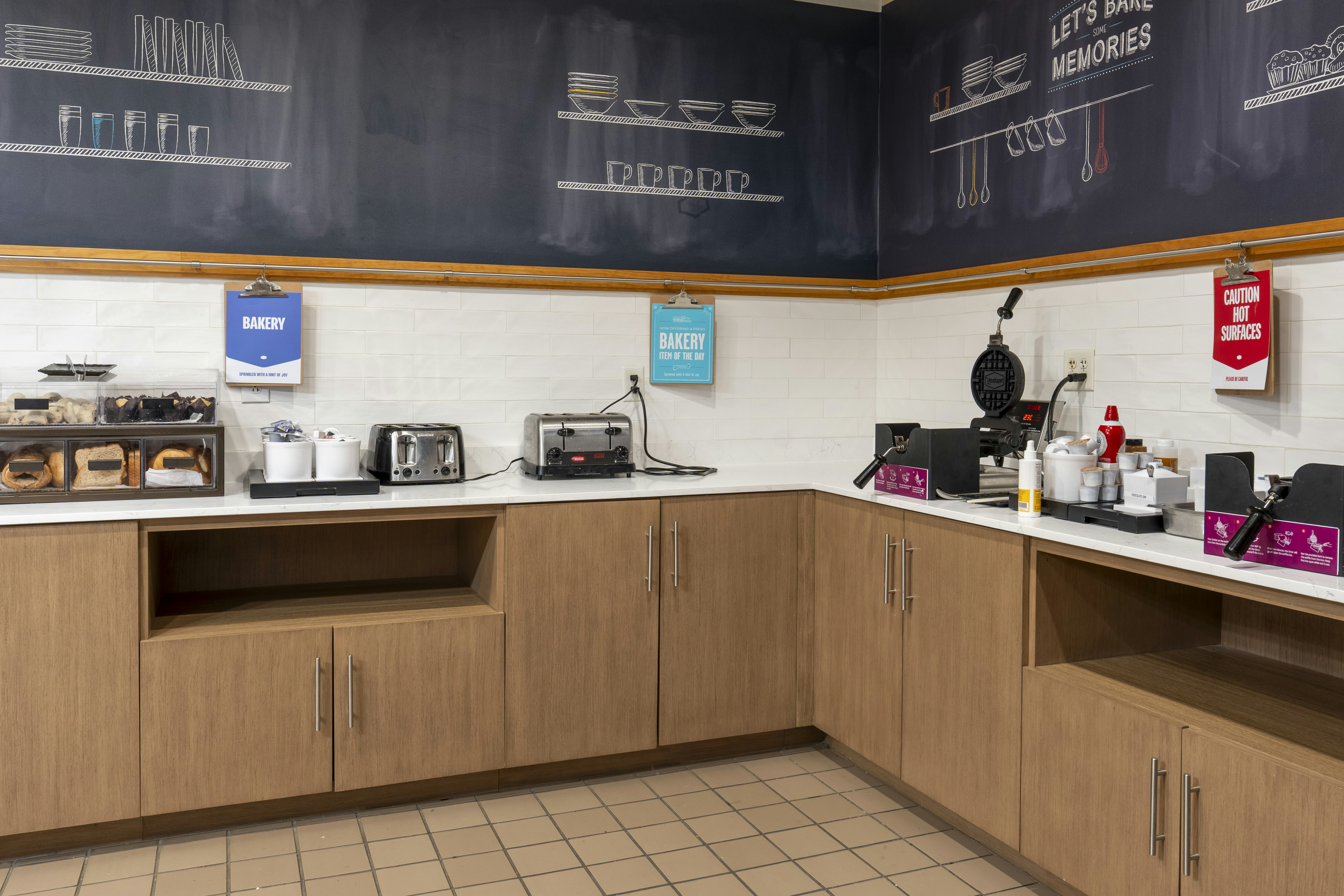 Hampton Inn & Suites Williamsburg Historic District 10/58