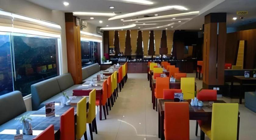 Jelita Bandara Banjarbaru 23/39
