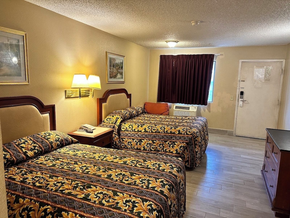 Knights Inn Highland Near San Manuel Casino 10/22