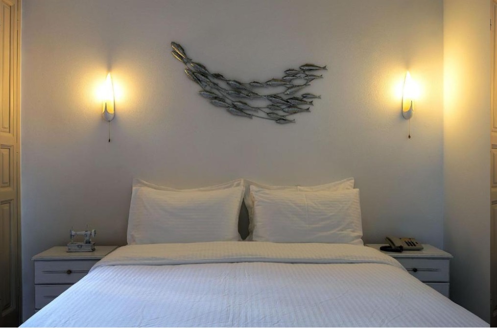 Standard, Double or Twin Bed