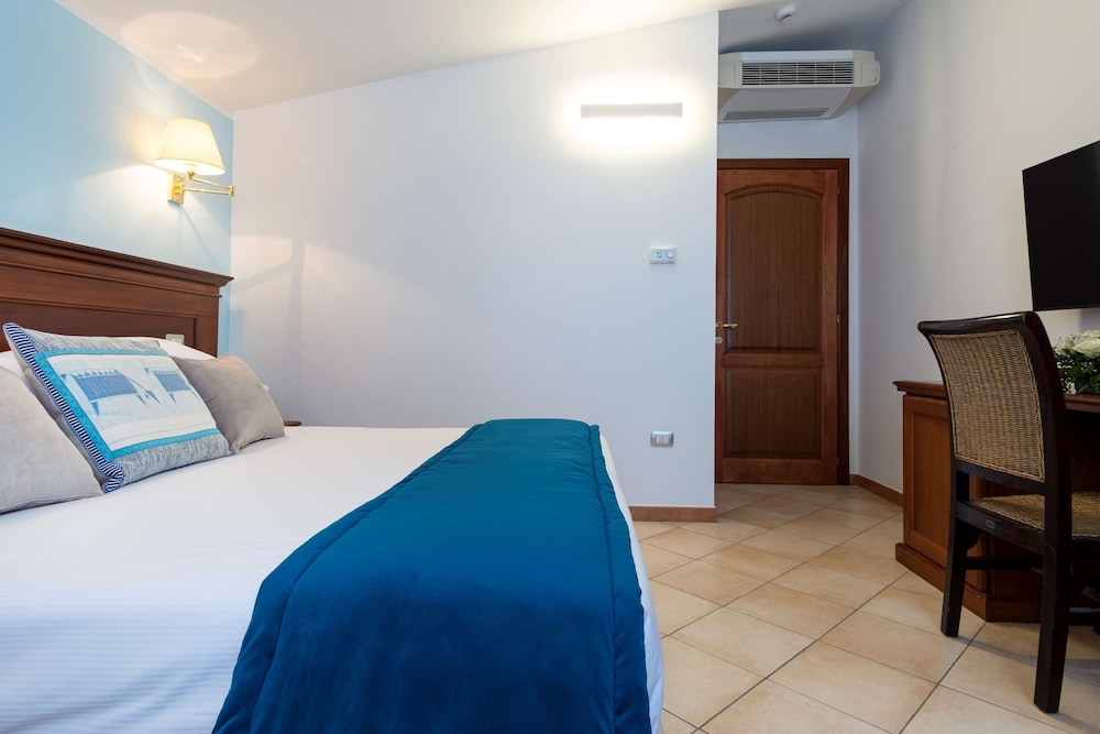 Hotel Blumarea, BW Signature Collection 42/94