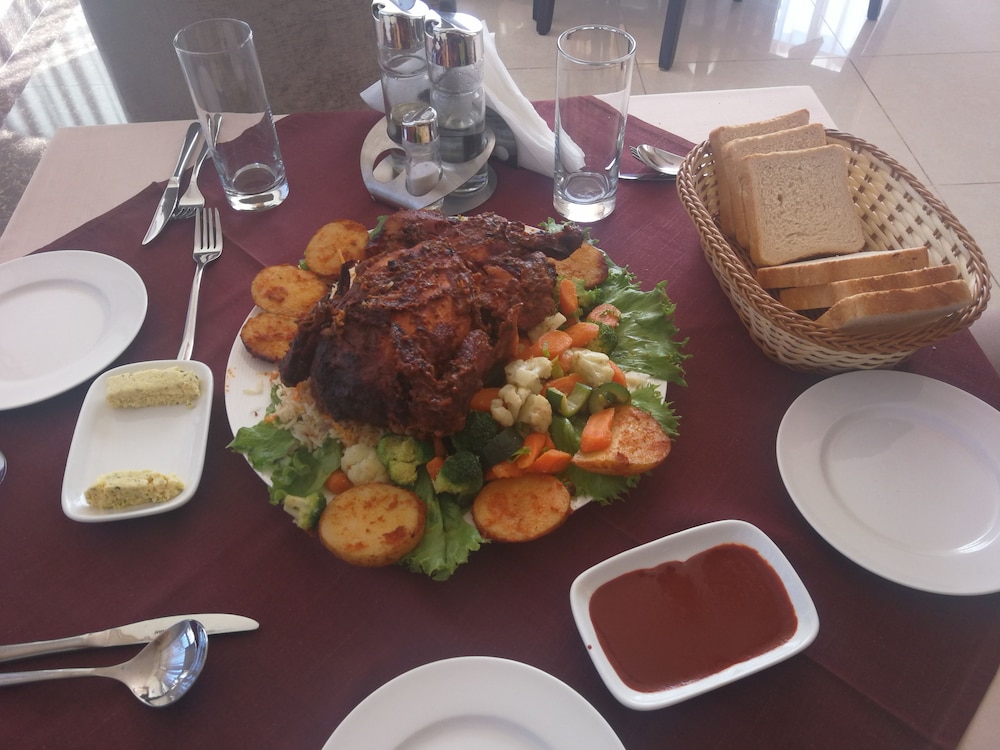 Ye-Afoli International Hotel 68/79