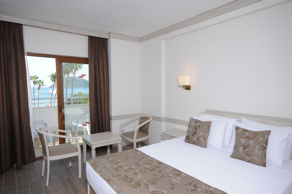 My Dream Hotel 18/70