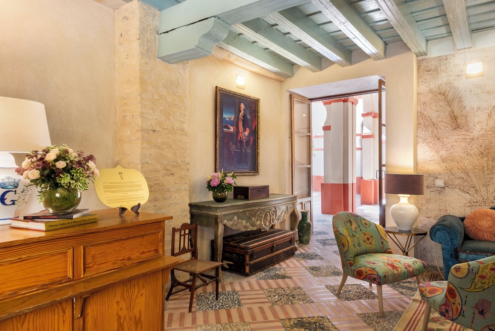 Palacio Bucarelli 33/47
