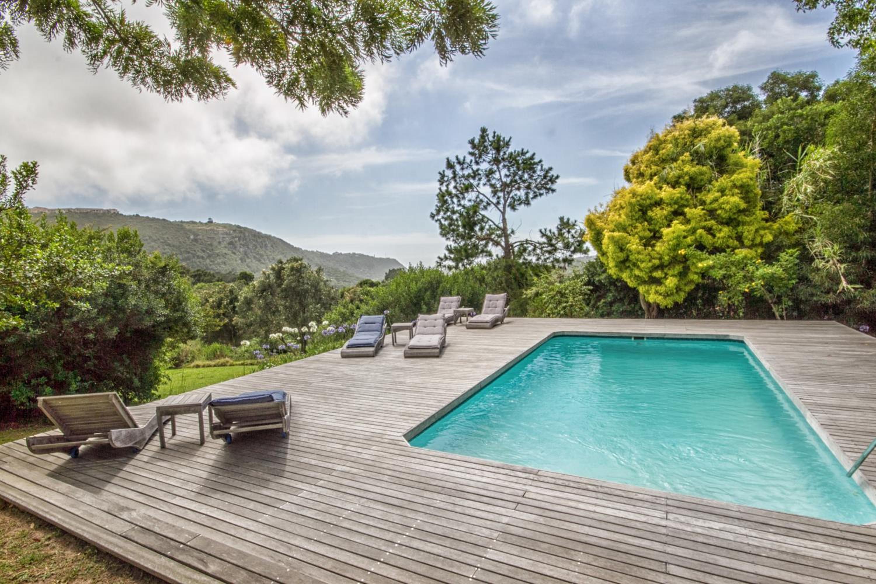 Piesang Valley Lodge 29/31