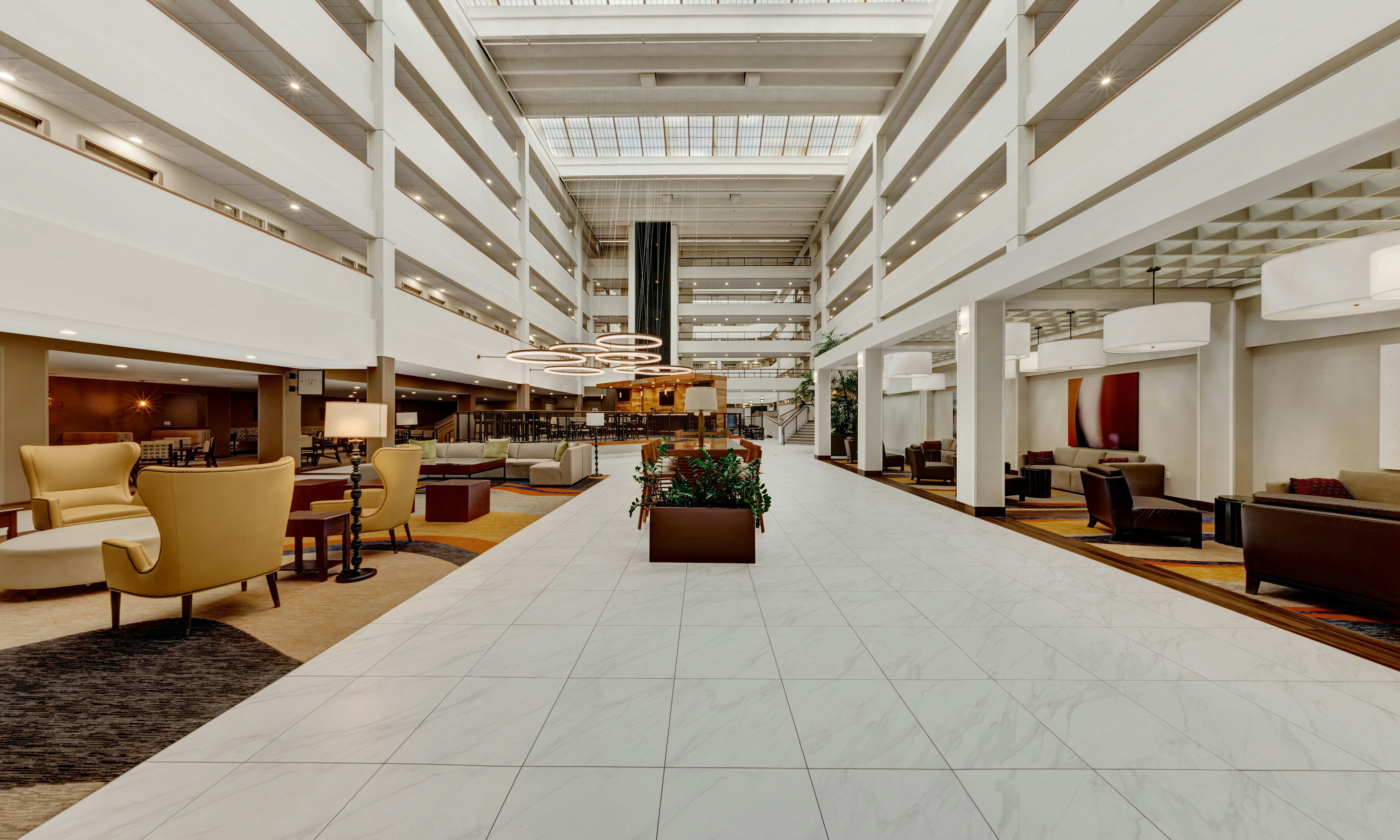 Embassy Suites By Hilton Milwaukee Brookfield 40/81