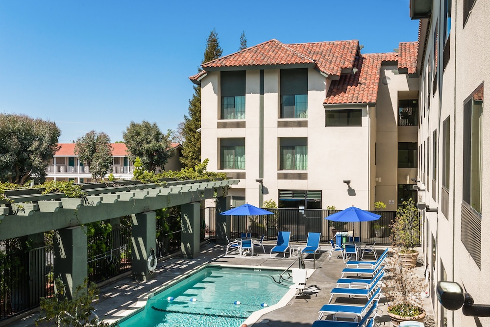 Holiday Inn Express Hotel Suites Santa Clara Silicon Valley 3/75