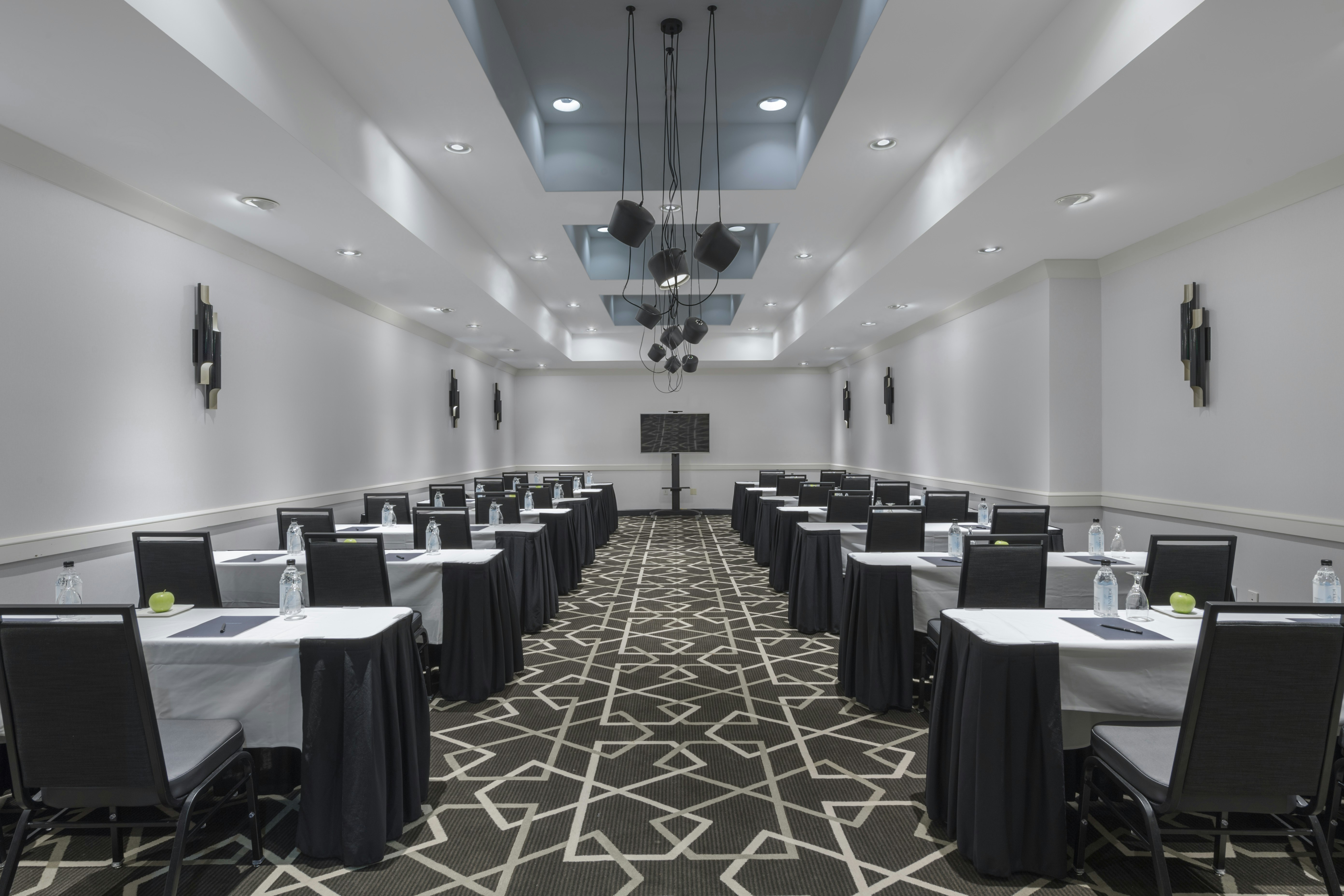 Hilton Boston/Woburn 61/70