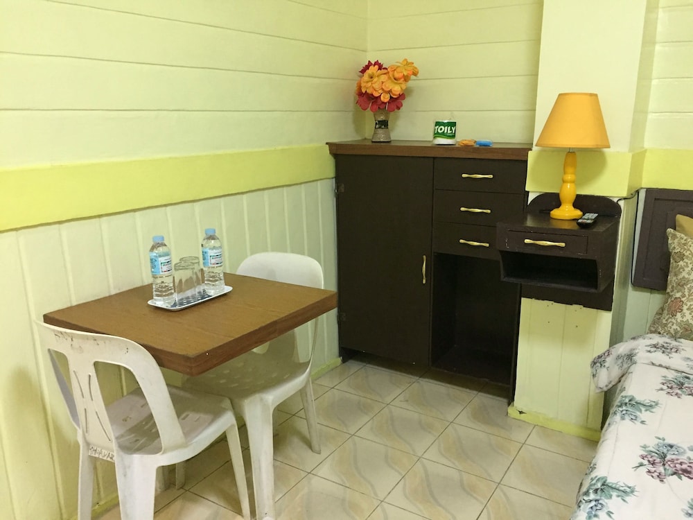 Hayward Travel Inn 46/55