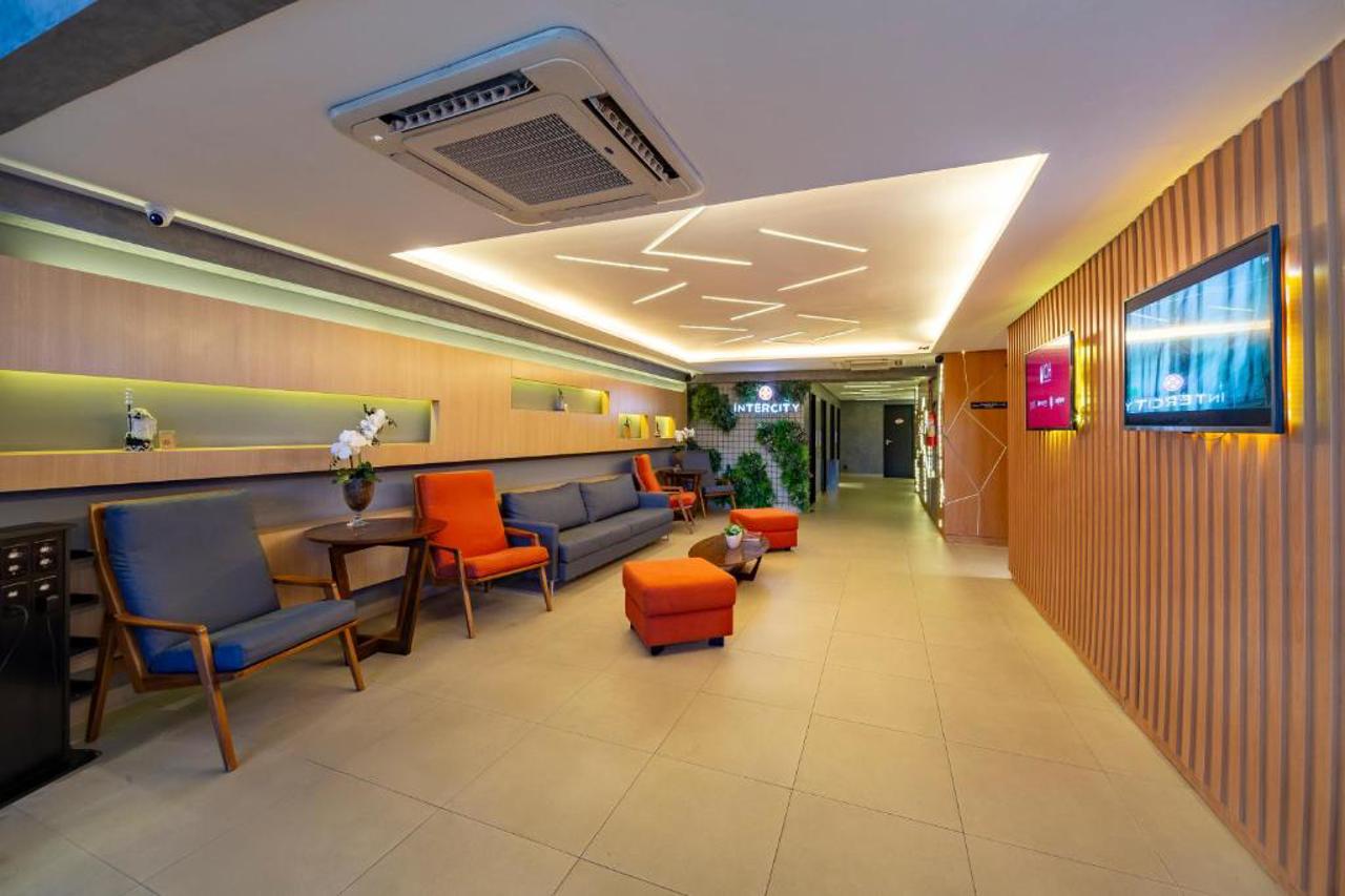 Hotel Intercity Salvador 3/8