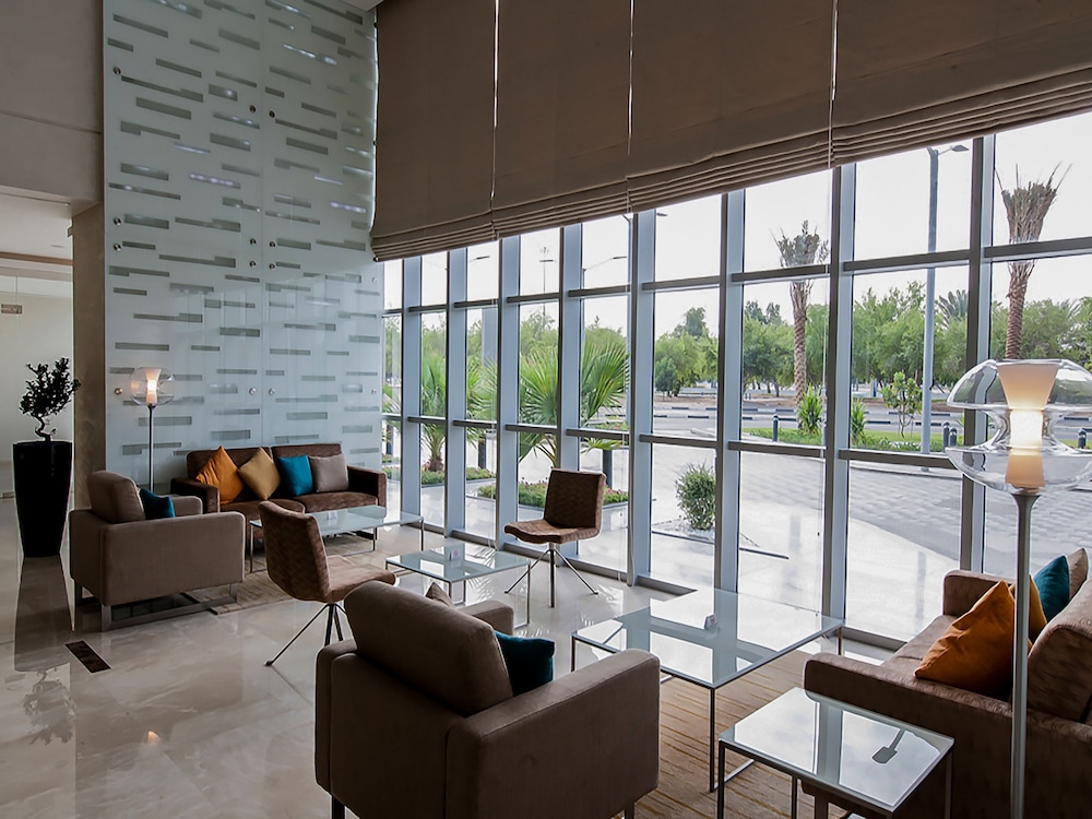 Novotel Abu Dhabi Gate 48/76