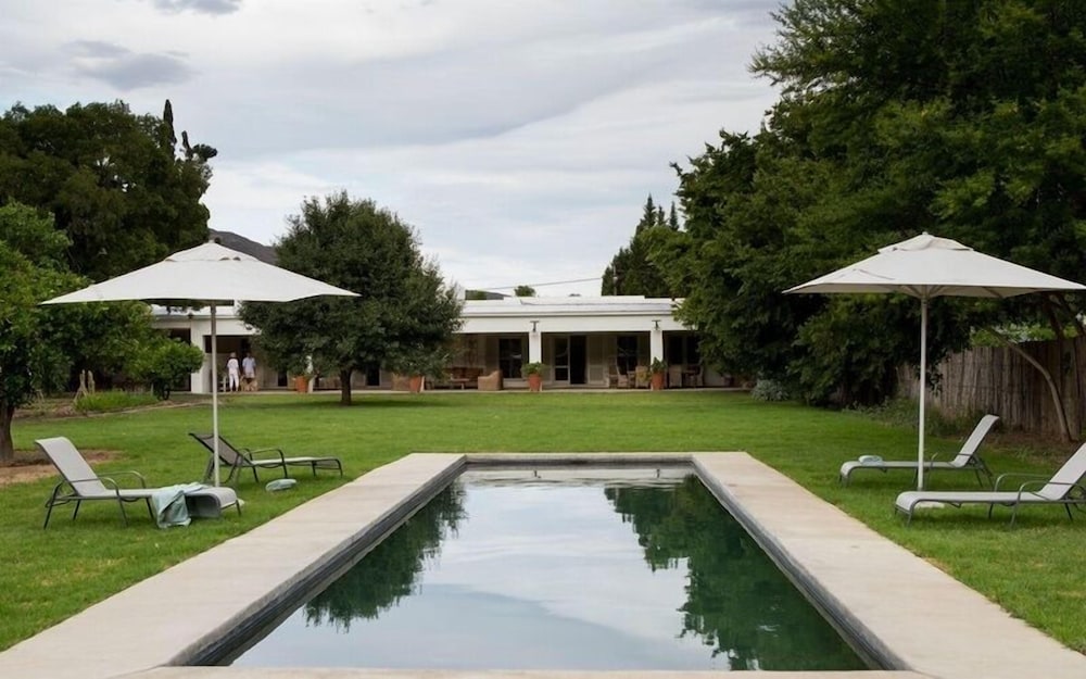 Langhuis Graaff Reinet 21/25