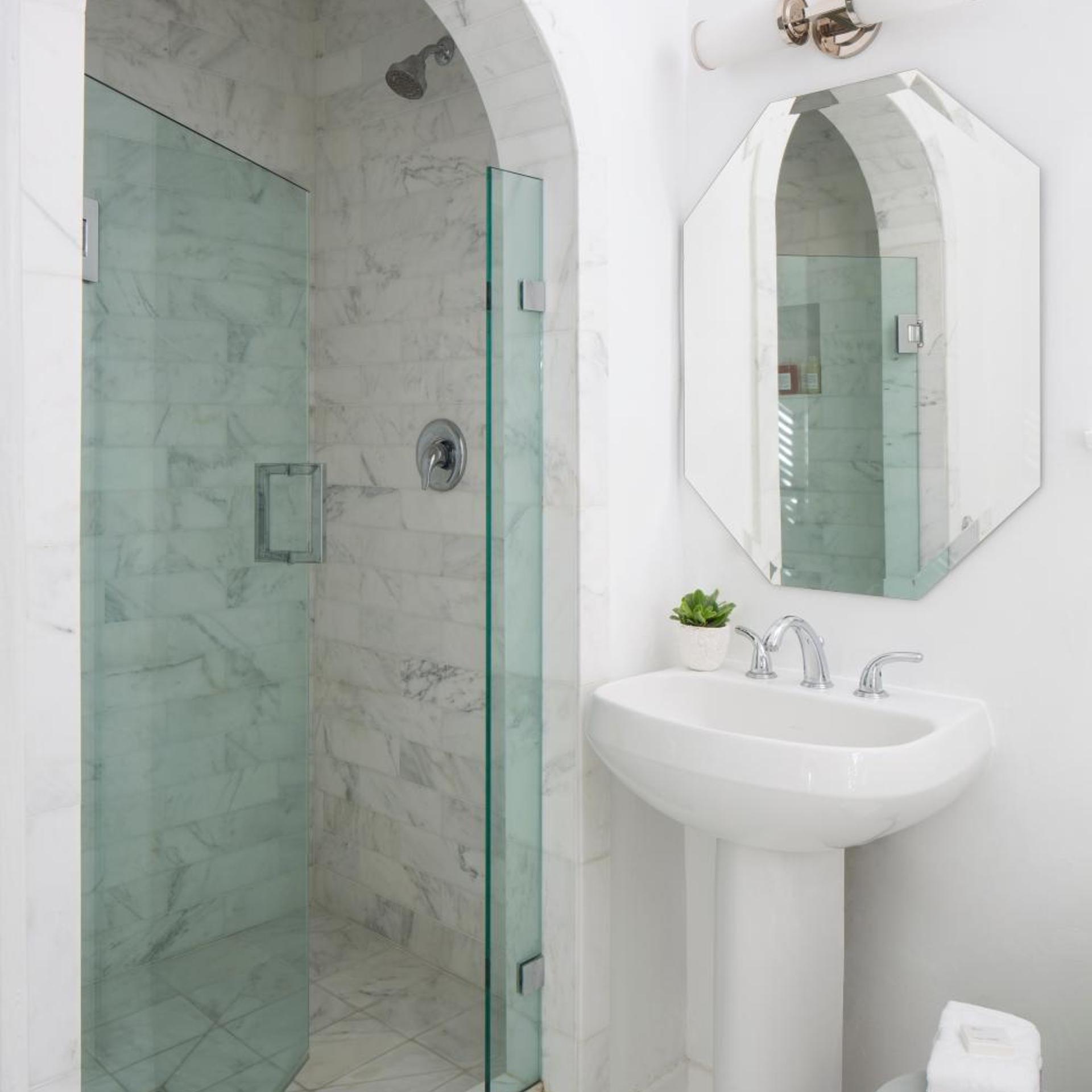 1 Bedroom, Suite