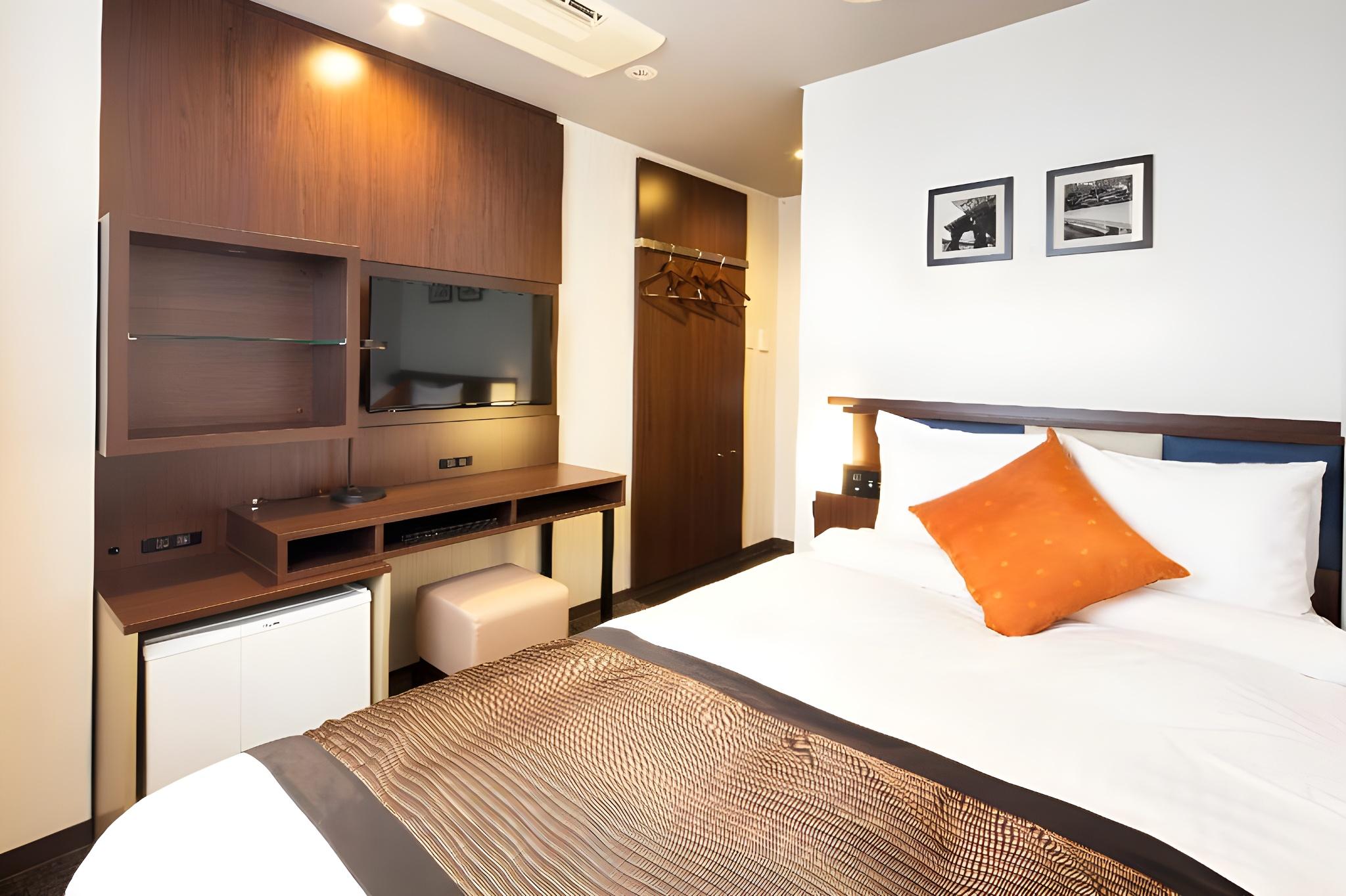 Room, Semi Double Bed, Hotel Mystays Kanazawa Castle 2/2