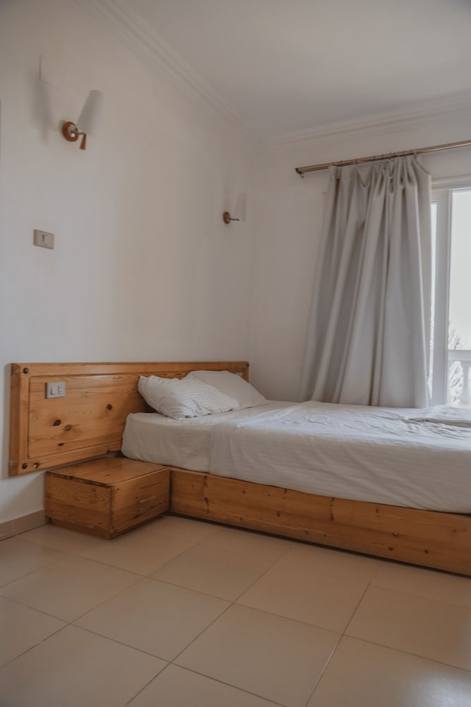 Dahab Hotel 10/50