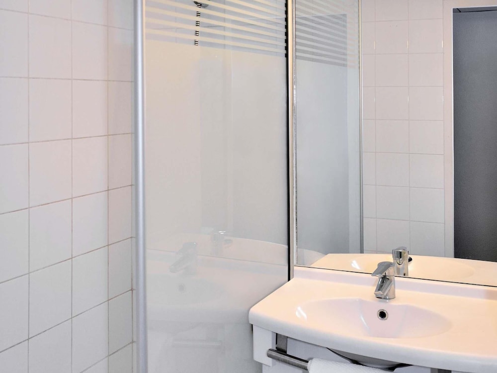 Ibis Budget Aubagne Les Paluds Agora 62/62