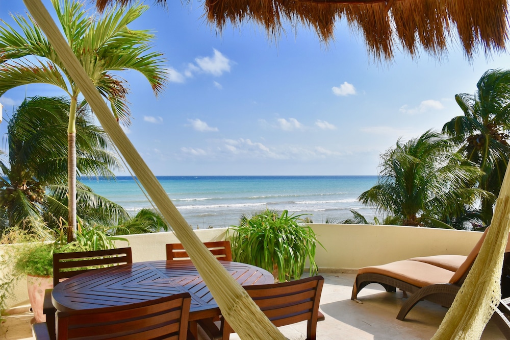 Playa Palms Hotel 55/69