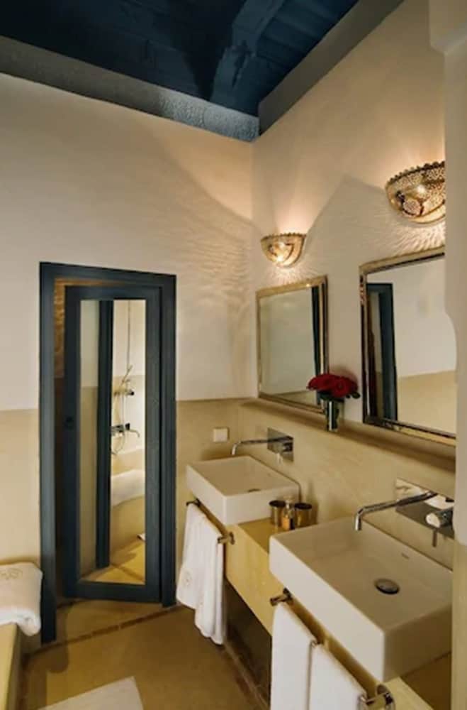 RIAD ADORE 41/45