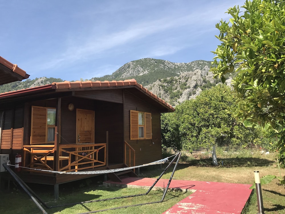 Baris Pension & Bungalows 22/50