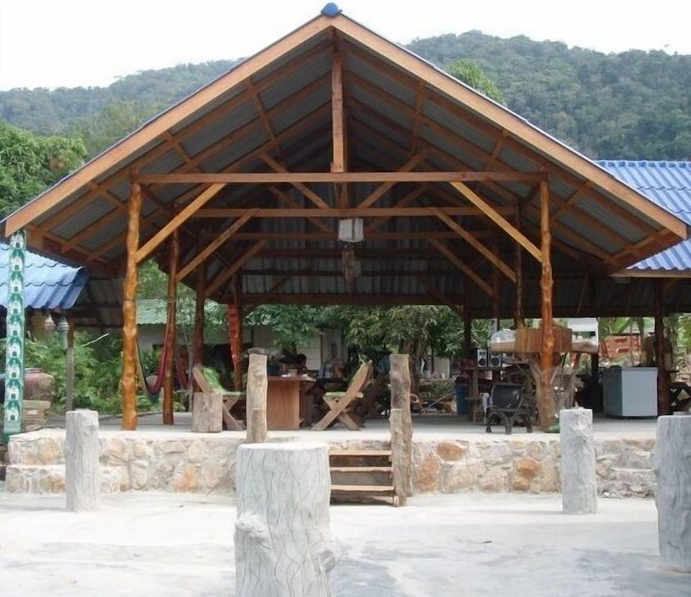 Koh Chang Resort Ranong 8/50