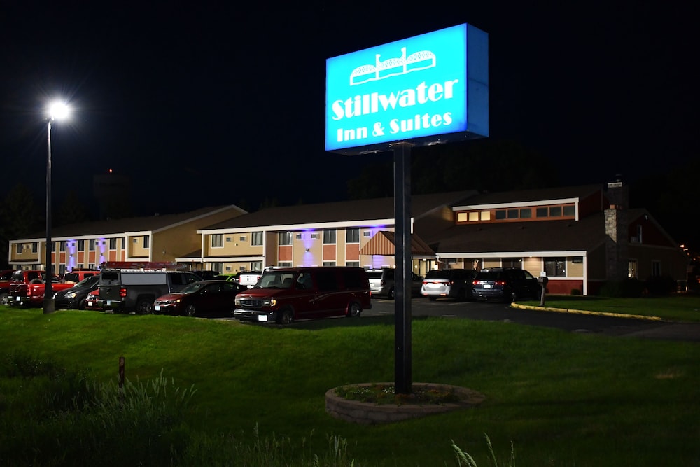 Stillwater Inn Suites 4/50