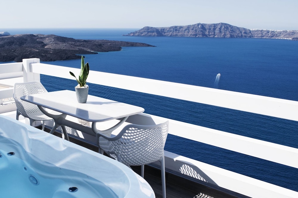 Thireas Hotel 29/69
